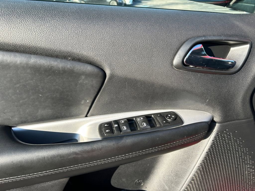 Used 2020 Dodge Journey SE w/ SE Popular Equipment Group image 13