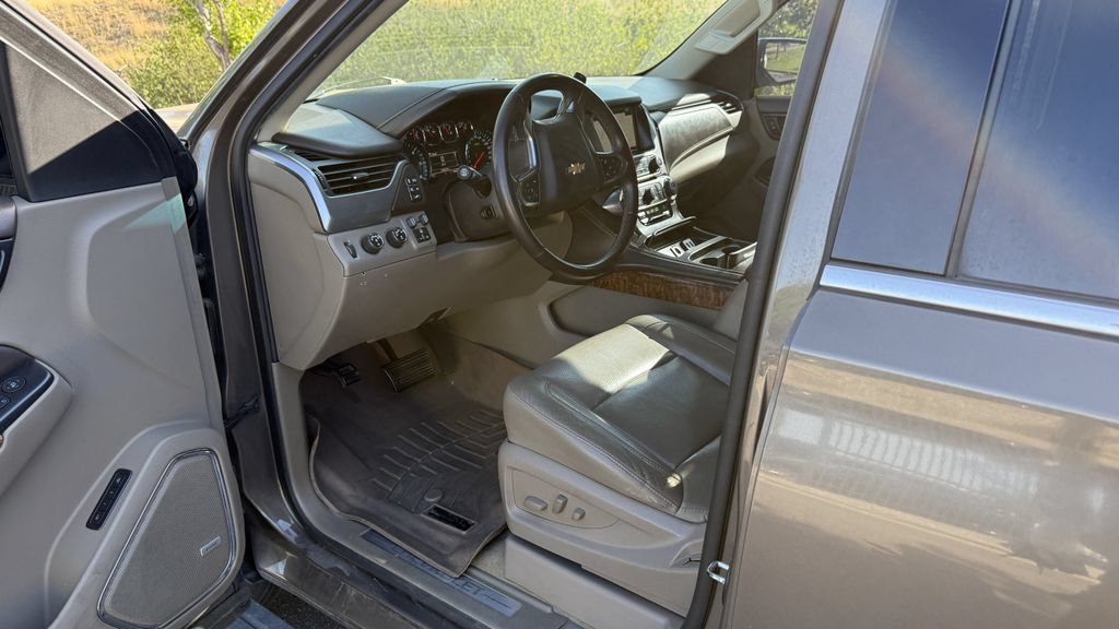 Used 2016 Chevrolet Suburban LTZ AWD/4WD image 3