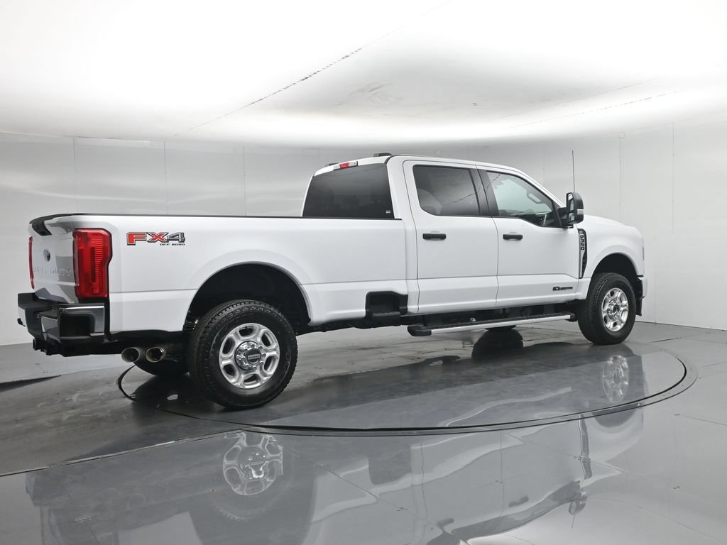 New 2026 Ford F350 XLT w/ FX4 Off-Road Package AWD/4WD image 28