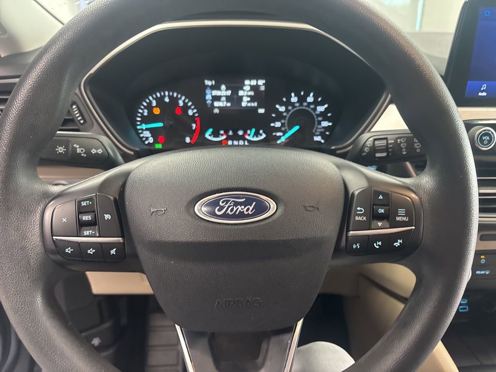 Used 2022 Ford Escape SE FWD image 14