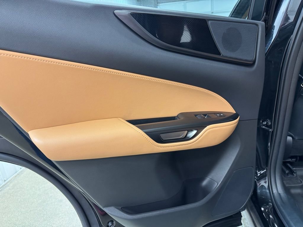 Used 2023 Lexus NX 350h 350h Base w/ Towing Package (2000 Lbs) image 13