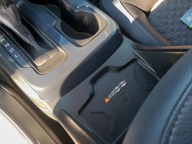Used 2022 Chevrolet Colorado Z71 AWD/4WD image 14
