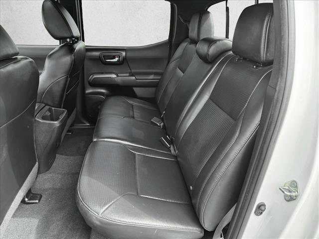 Certified 2020 Toyota Tacoma TRD Off-Road w/ TRD Premium Off Road Package image 17