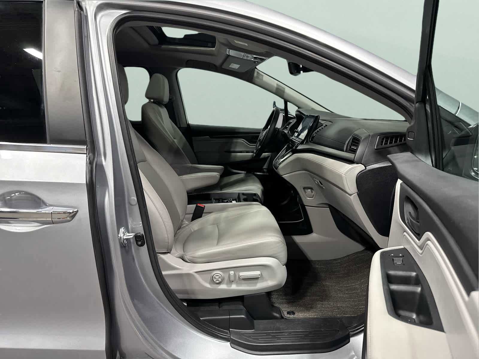Used 2024 Honda Odyssey EX-L image 30