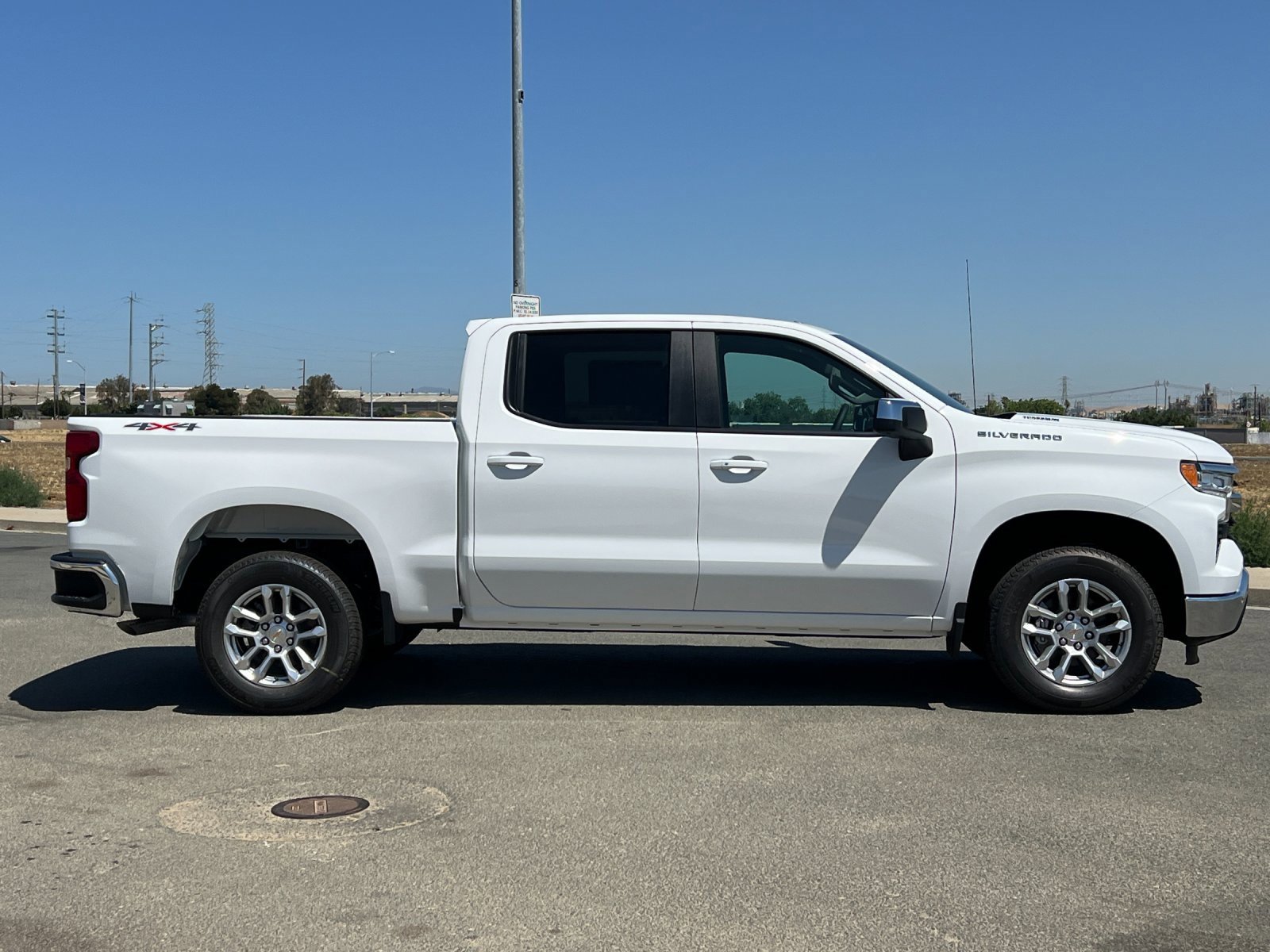 New 2025 Chevrolet Silverado 1500 LT image 3