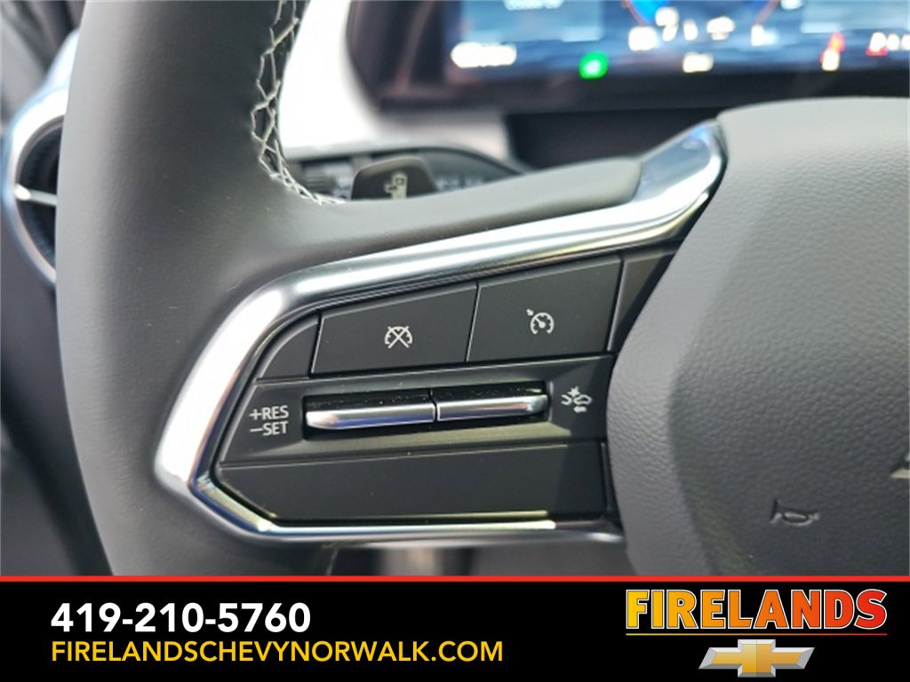 New 2026 Chevrolet Equinox EV LT image 31