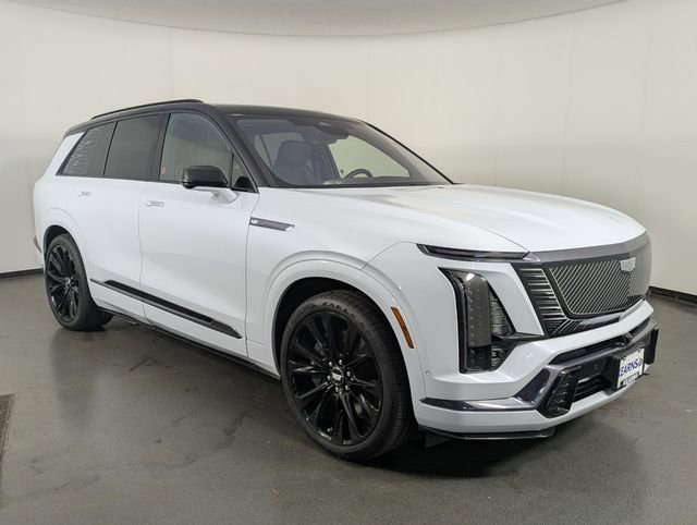 Used 2026 Cadillac Vistiq Platinum w/ LPO, Floor Liner Package AWD/4WD image 2