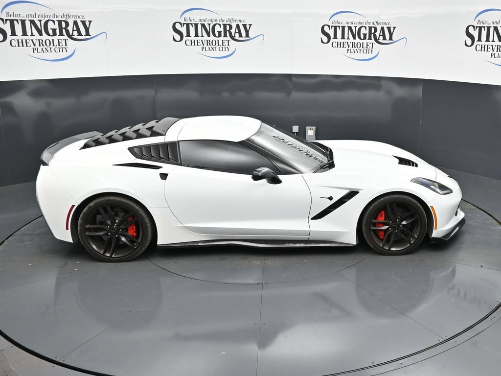 Used 2019 Chevrolet Corvette Stingray Coupe w/ Carbon Flash Badge Package RWD image 25