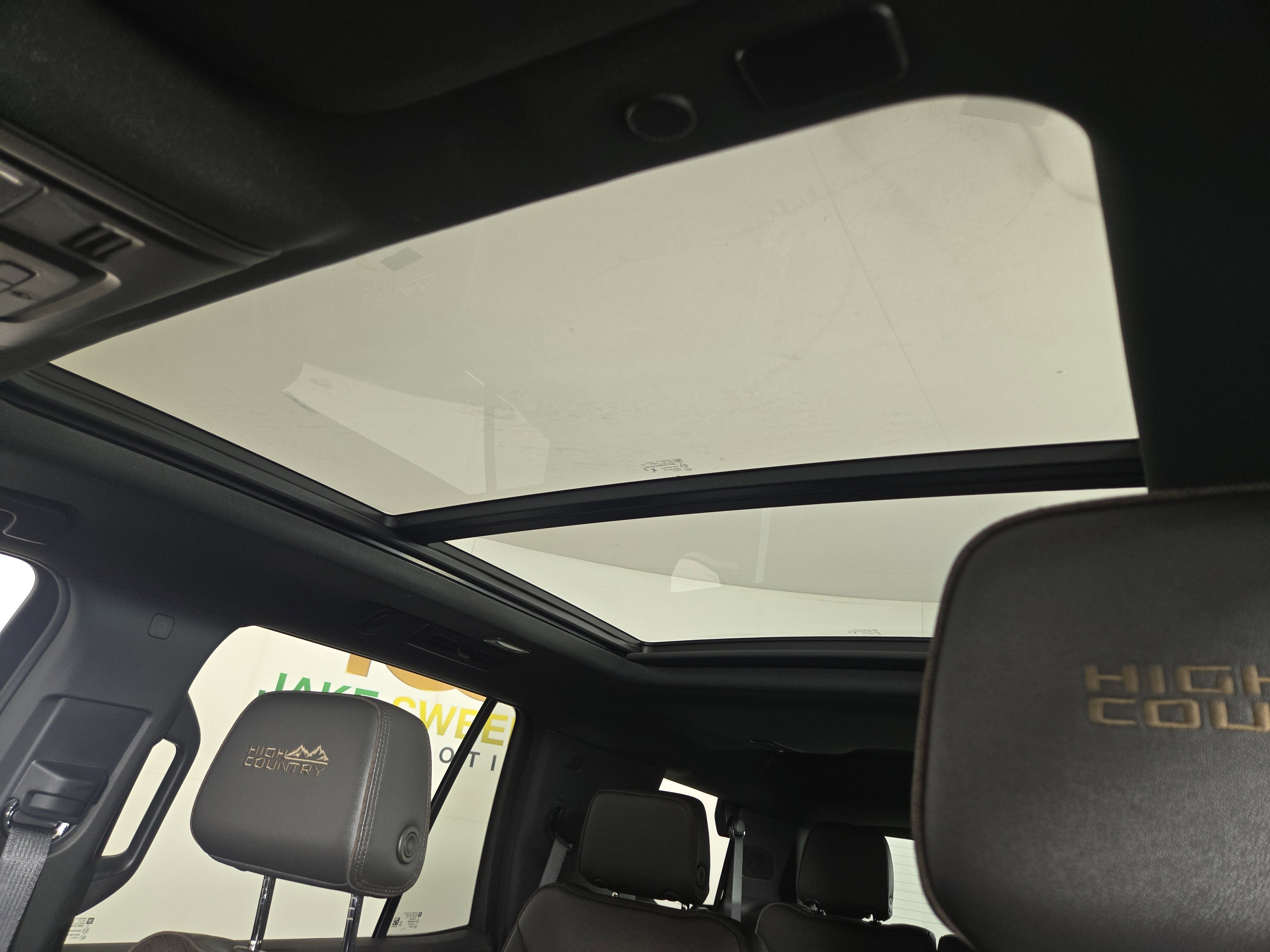 Certified 2024 Chevrolet Tahoe High Country image 23