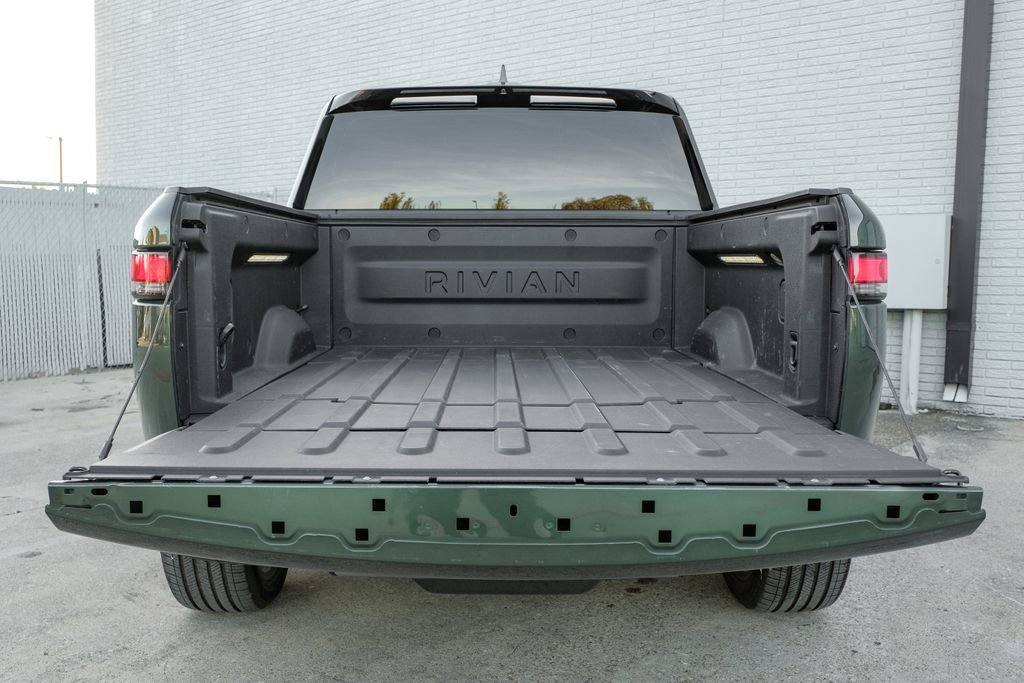 Used 2022 Rivian R1T Adventure image 48