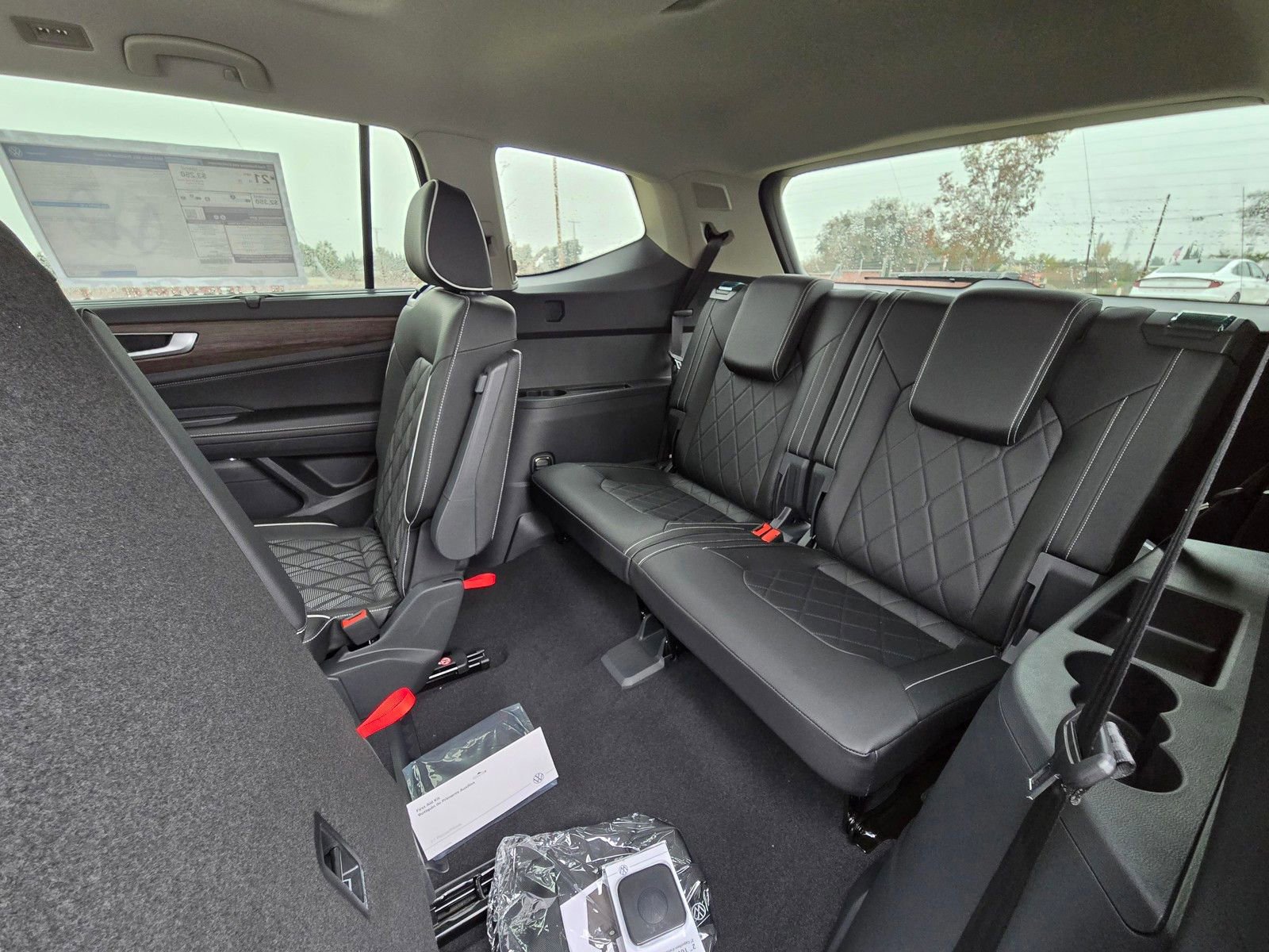 New 2026 Volkswagen Atlas SEL Premium R-Line AWD/4WD image 8