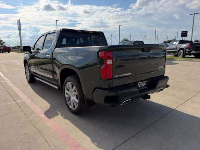 Used 2026 Chevrolet Silverado 1500 High Country AWD/4WD image 7