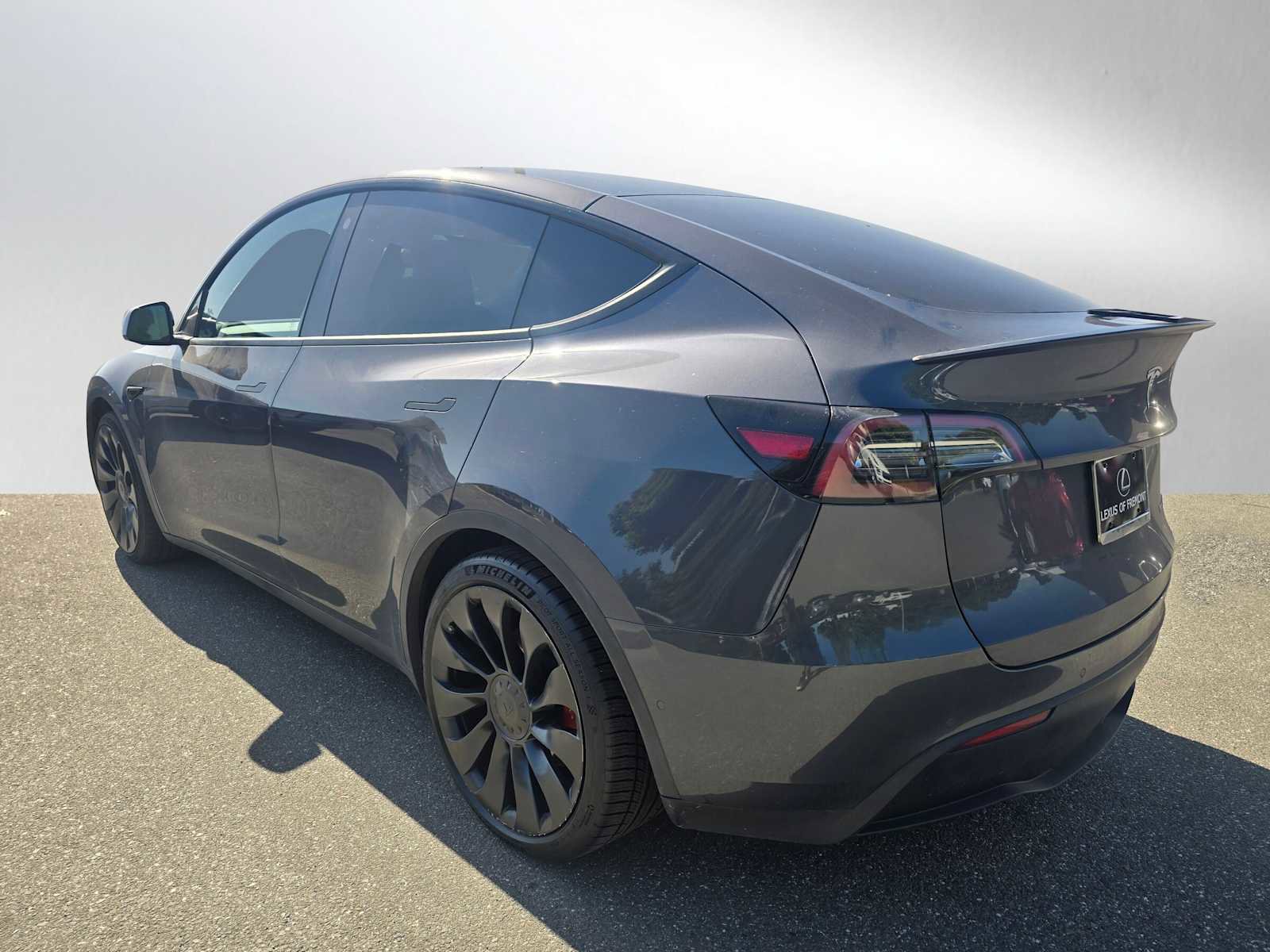 Used 2022 Tesla Model Y Performance AWD/4WD image 5