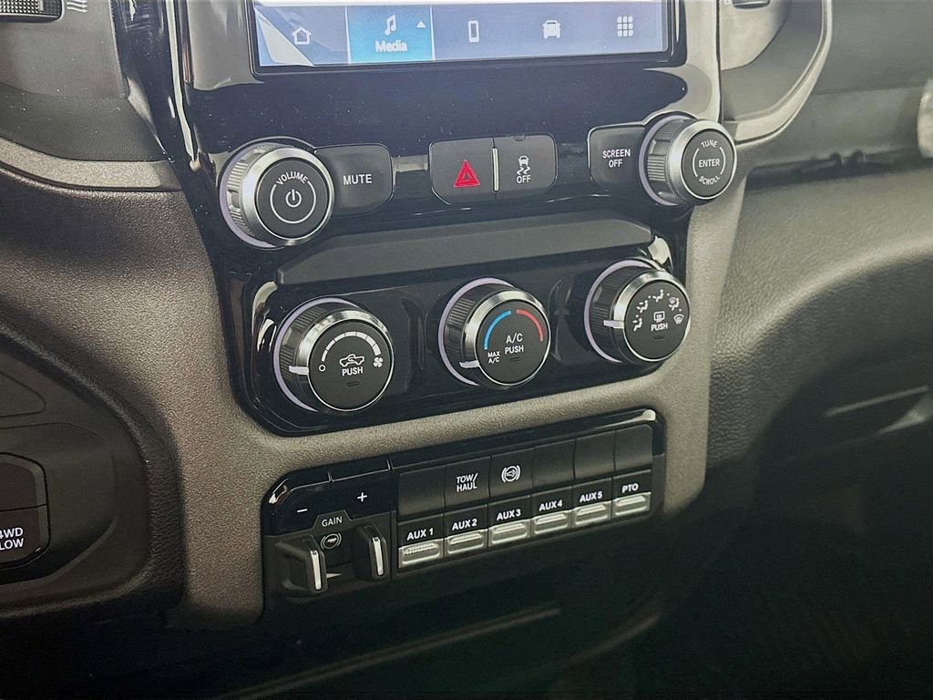 New 2026 RAM 5500 Tradesman w/ Chrome Appearance Group image 15