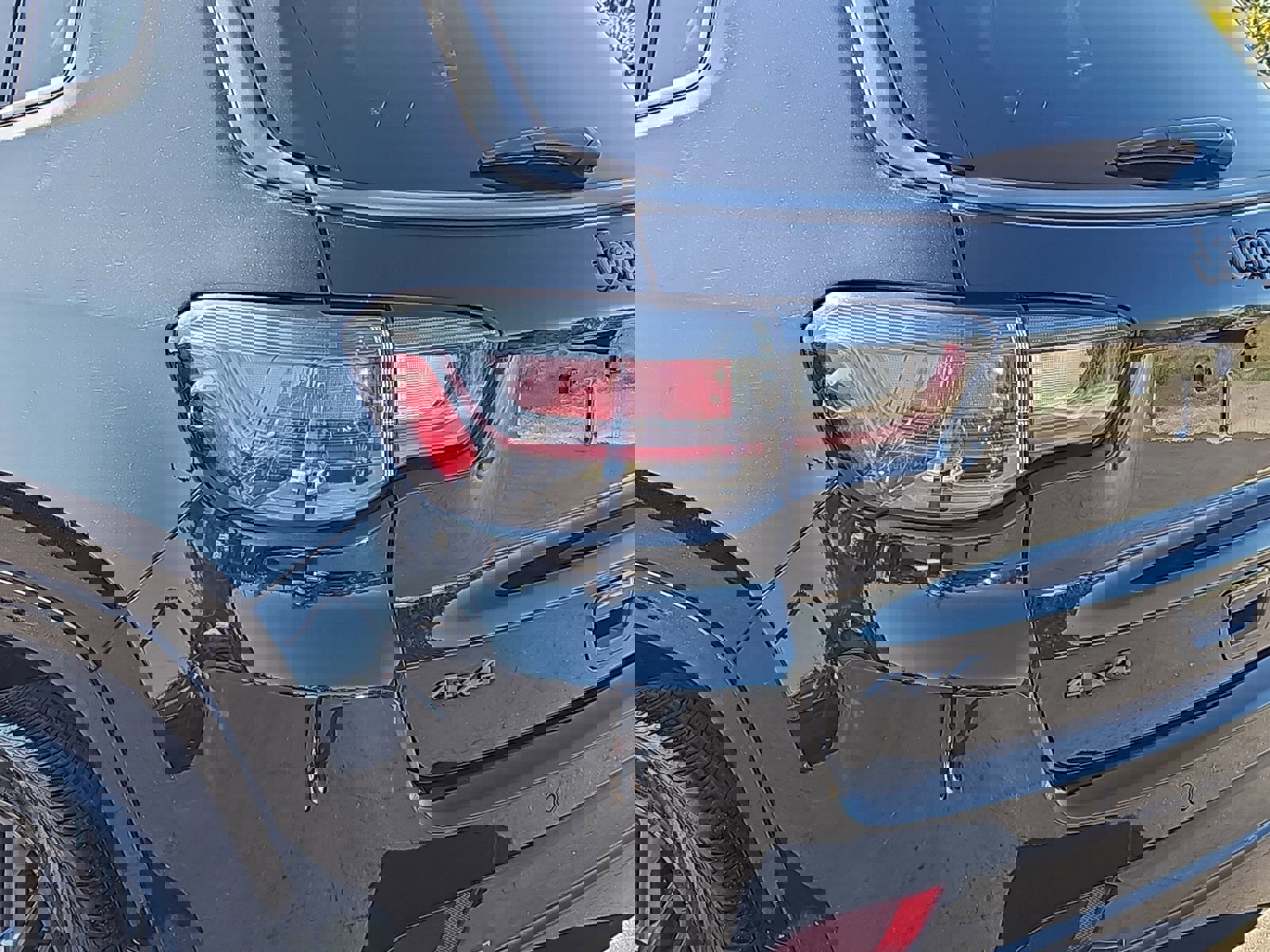 Used 2022 Jeep Compass High Altitude image 34