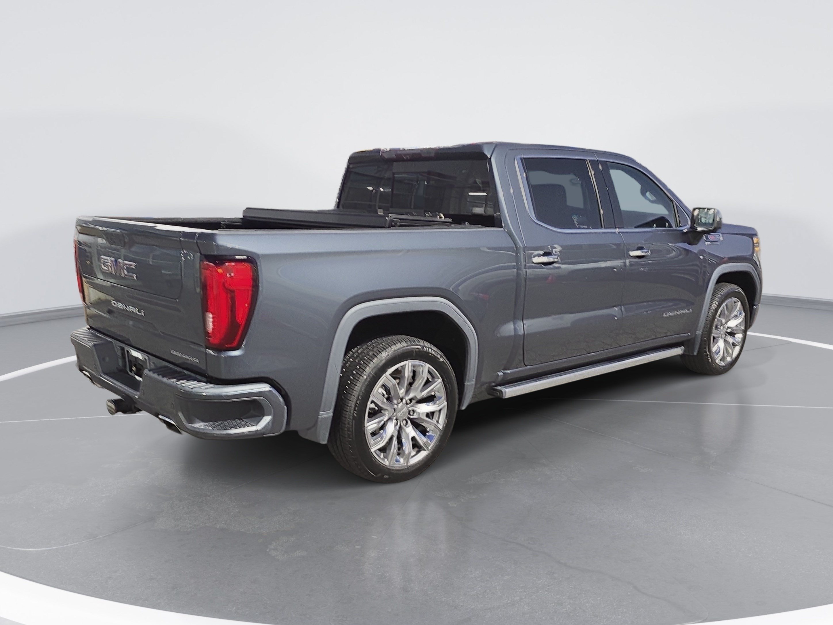 Used 2020 GMC Sierra 1500 Denali w/ Denali Ultimate Package AWD/4WD image 3