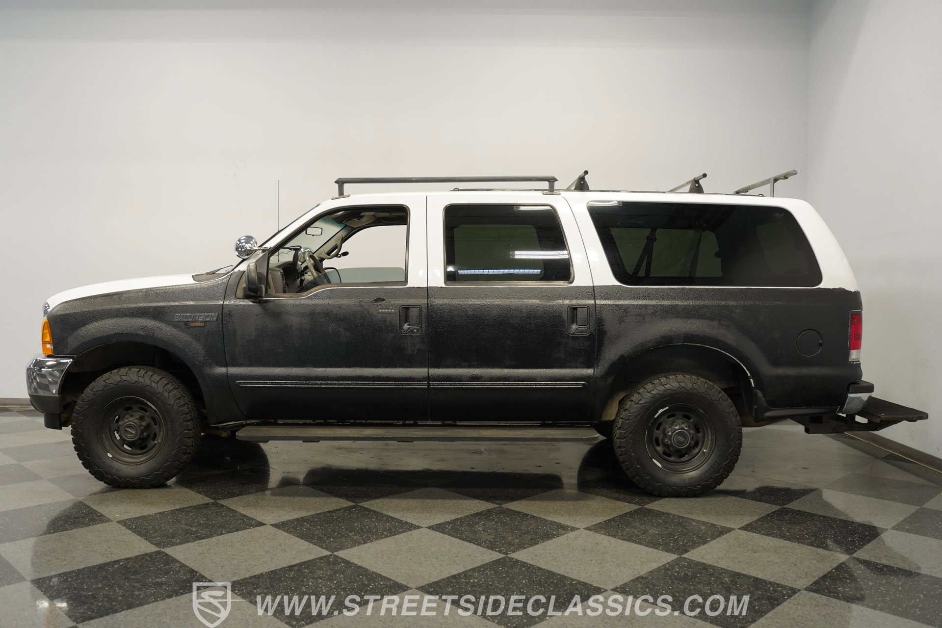 Used 2000 Ford Excursion XLT image 7