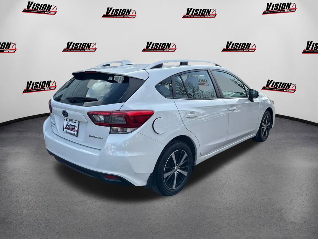 Used 2022 Subaru Impreza Premium image 5