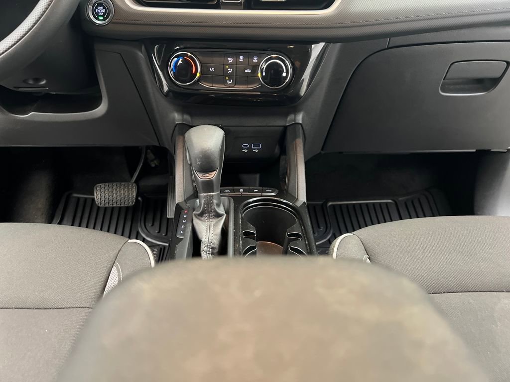 Used 2025 Chevrolet TrailBlazer LT image 34