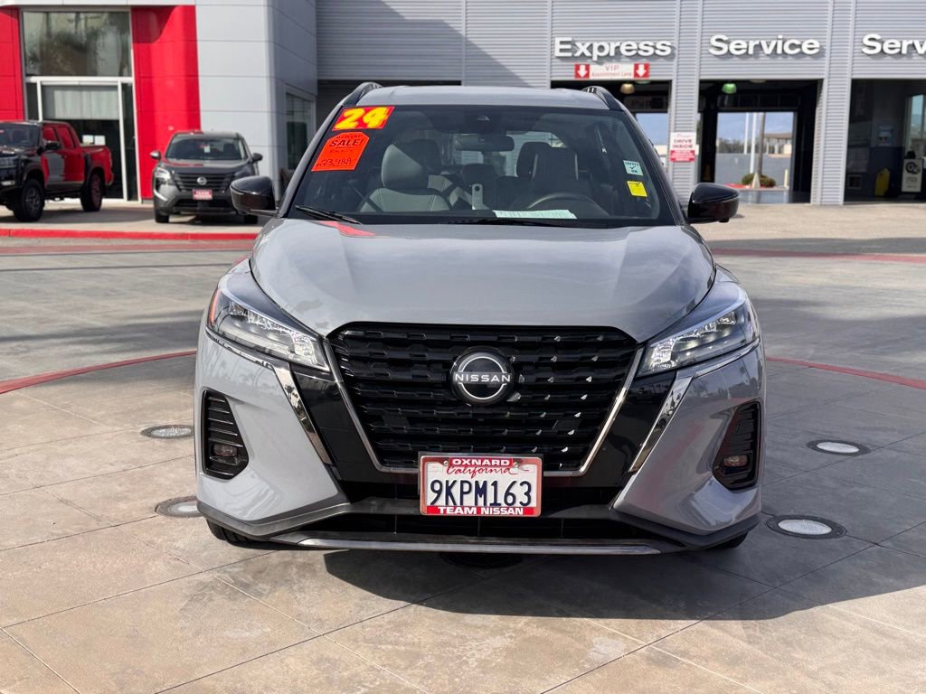 Certified 2024 Nissan Kicks SR w/ SR Premium Package image 3