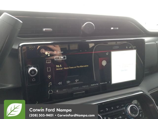 Used 2024 GMC Sierra 2500 AT4X image 16