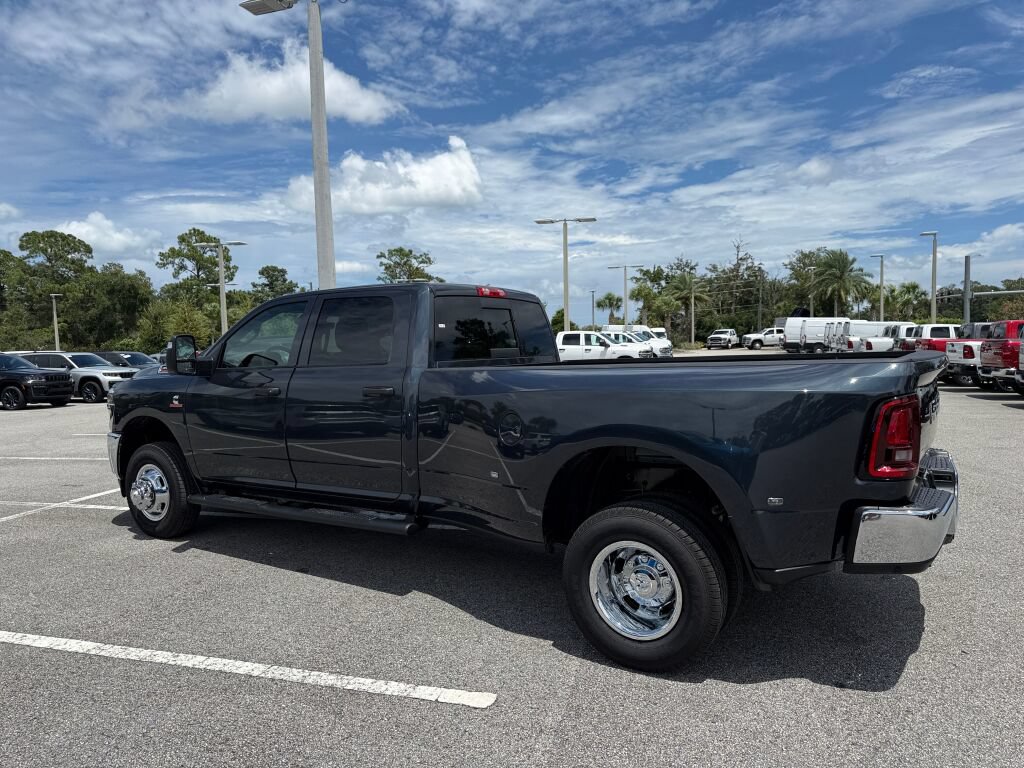 New 2026 RAM 3500 Tradesman AWD/4WD image 5