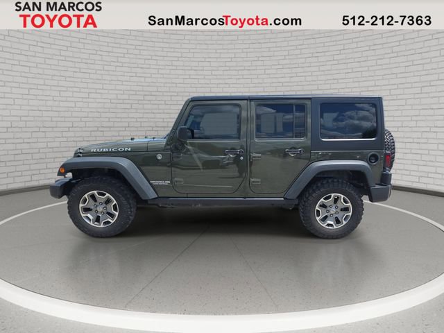 Used 2015 Jeep Wrangler Unlimited Rubicon w/ Connectivity Group AWD/4WD image 9
