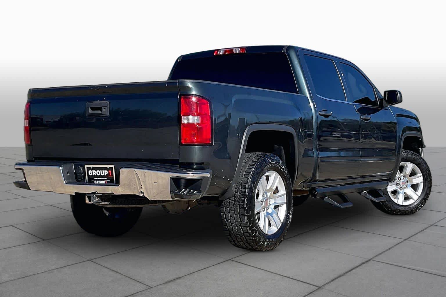 Used 2017 GMC Sierra 1500 SLE w/ SLE Value Package RWD image 11