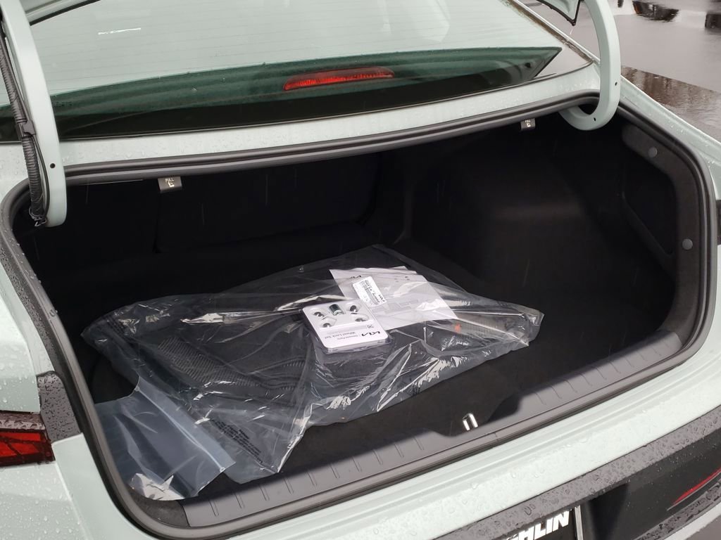 New 2025 Kia K4 LXS image 7