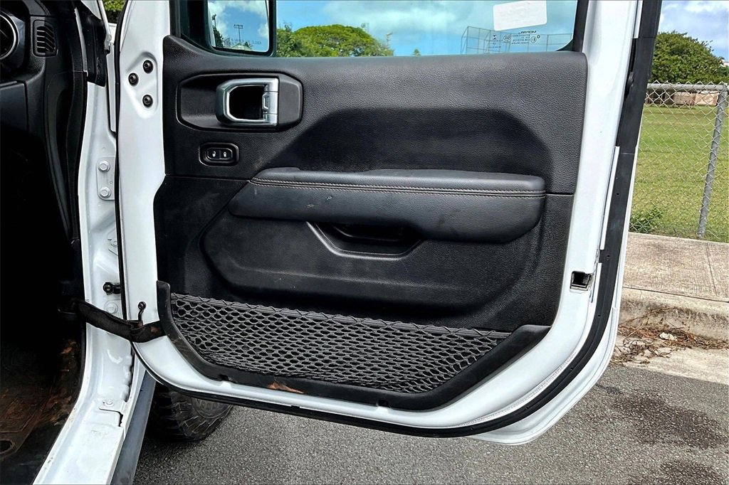 Used 2023 Jeep Wrangler Rubicon 392 w/ Trailer Tow Package image 19