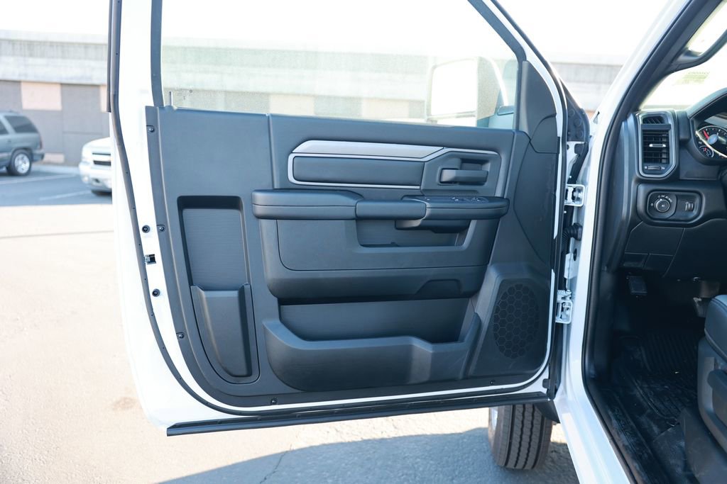 New 2026 RAM 5500 Tradesman w/ Chrome Appearance Group image 11