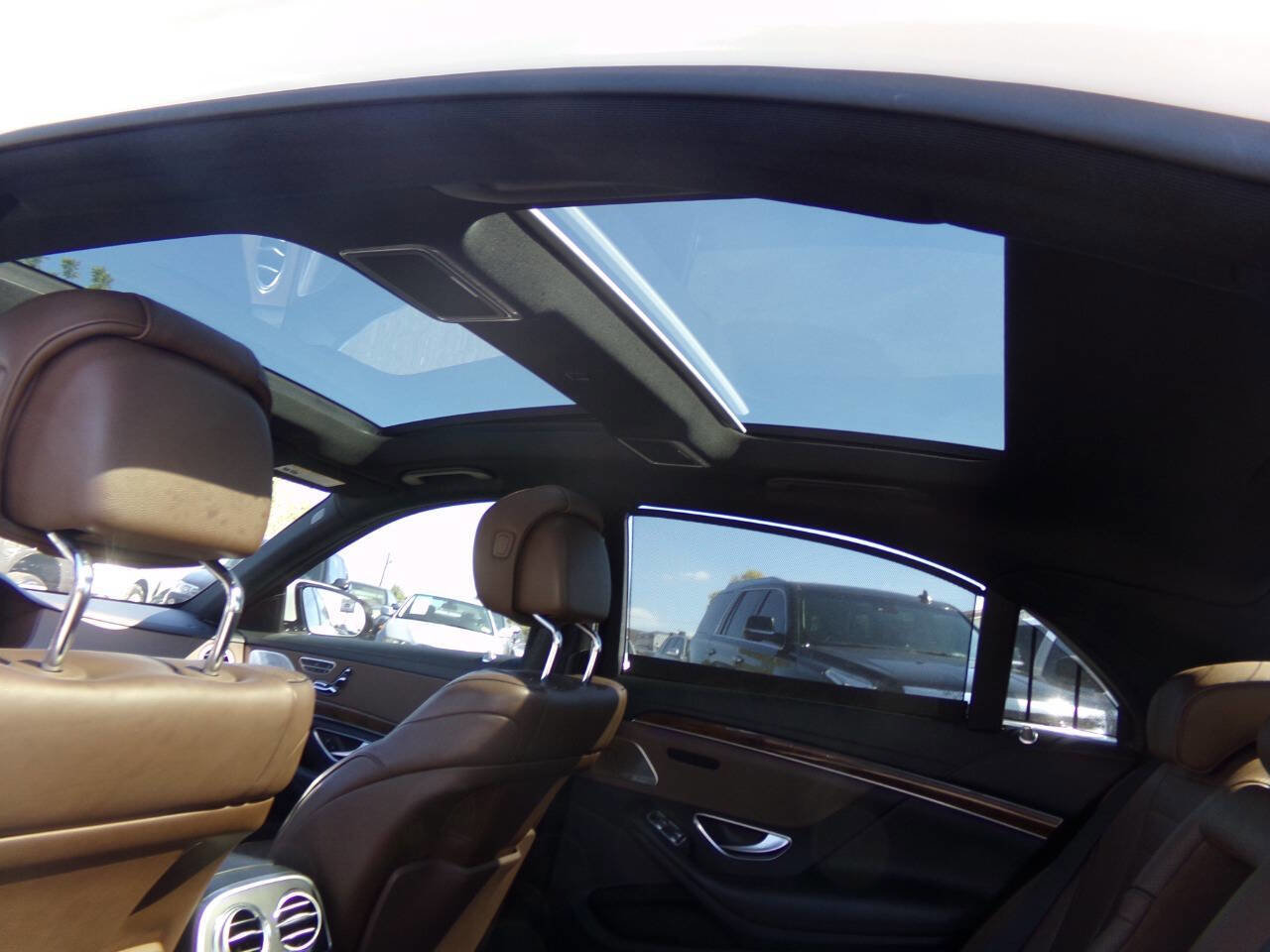 Used 2016 Mercedes-Benz S 550 4MATIC Sedan image 30