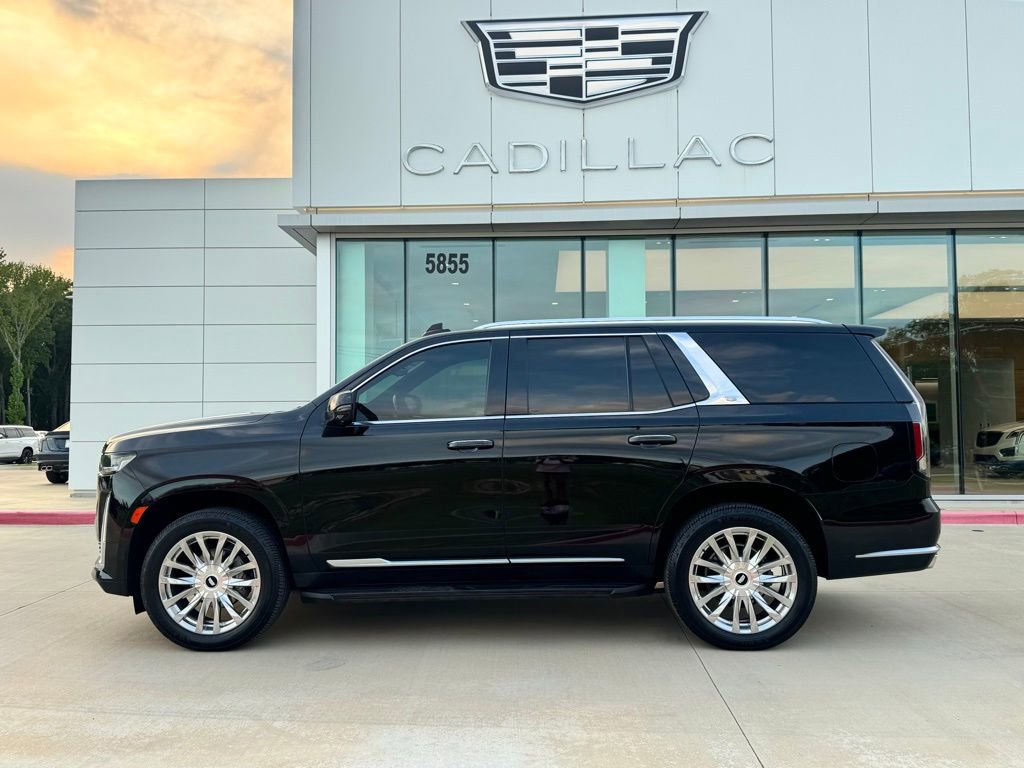 Used 2021 Cadillac Escalade Premium Luxury RWD image 2