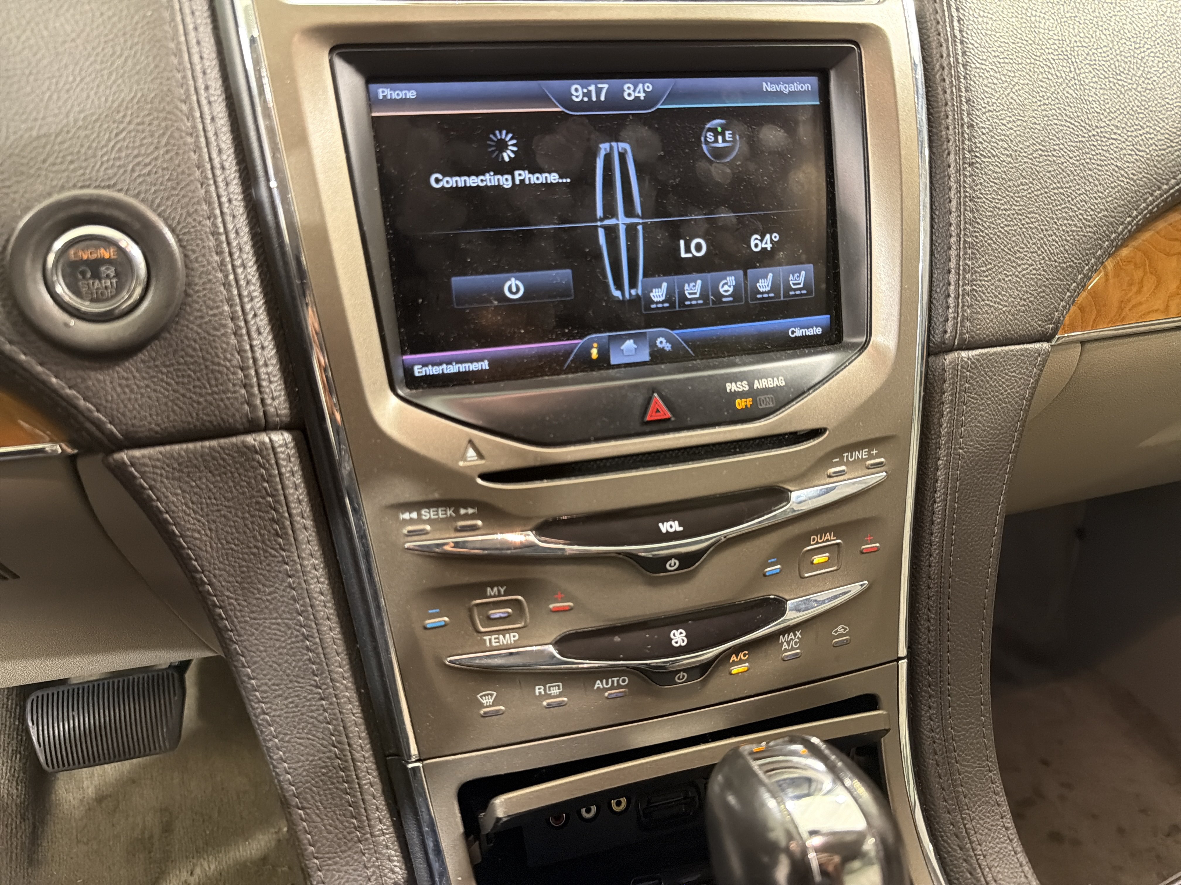 Used 2015 Lincoln MKX FWD w/ Equipment Group 101A image 17