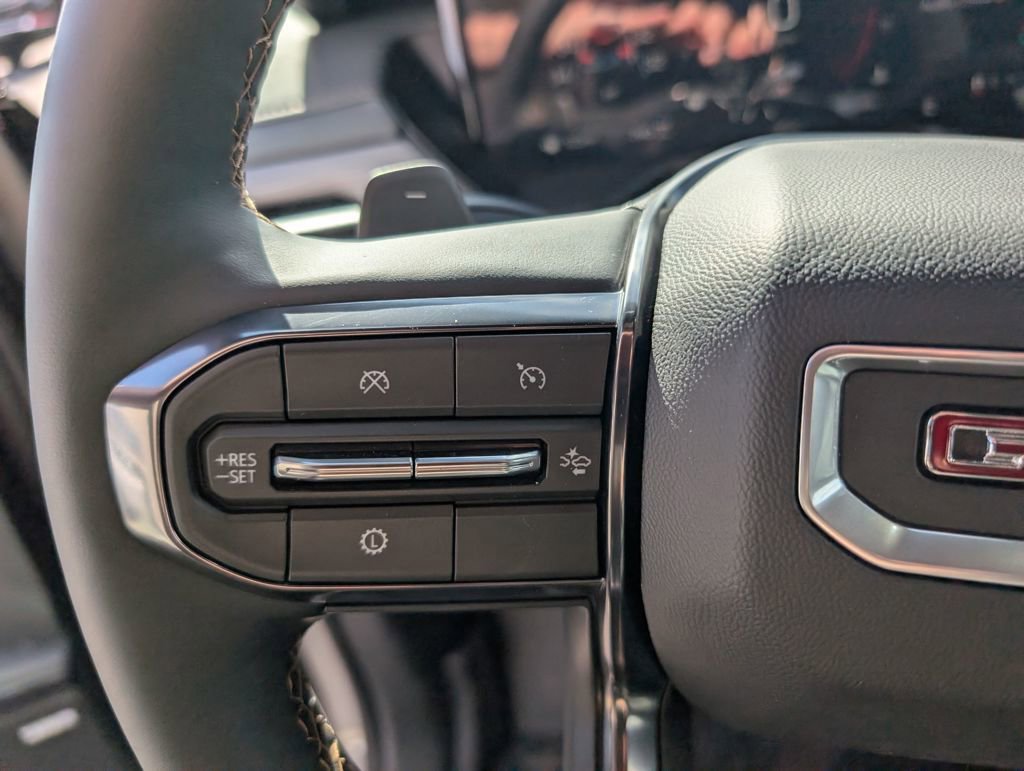 New 2026 GMC Acadia AT4 w/ Luxury Package image 17