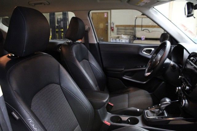 Used 2020 Kia Soul EX image 10
