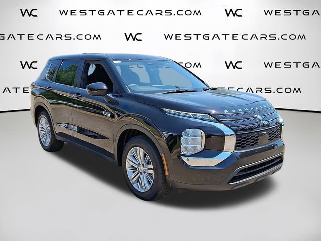 New 2025 Mitsubishi Outlander ES image 2