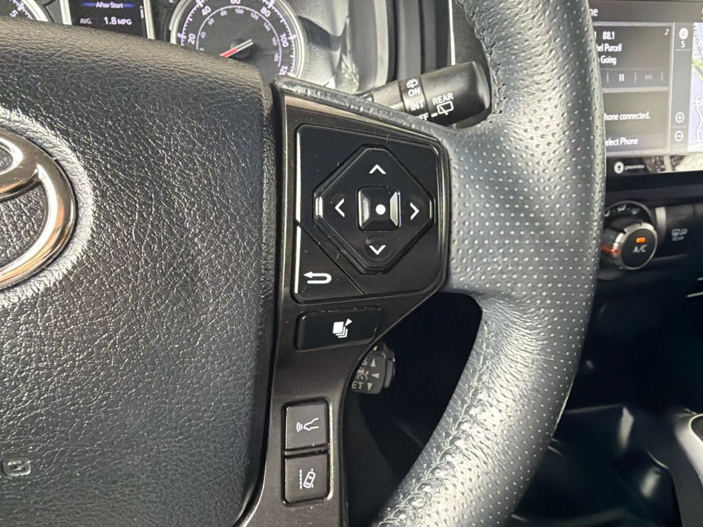 Certified 2023 Toyota 4Runner TRD Off-Road AWD/4WD image 26
