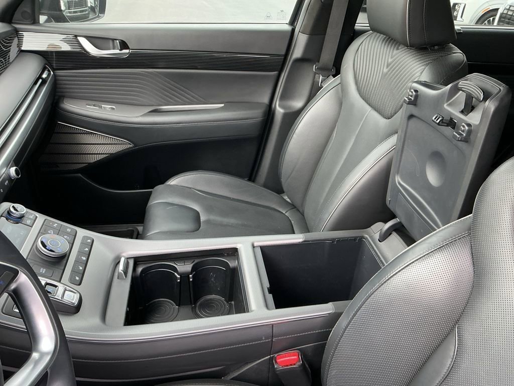 Used 2024 Hyundai Palisade Calligraphy image 11
