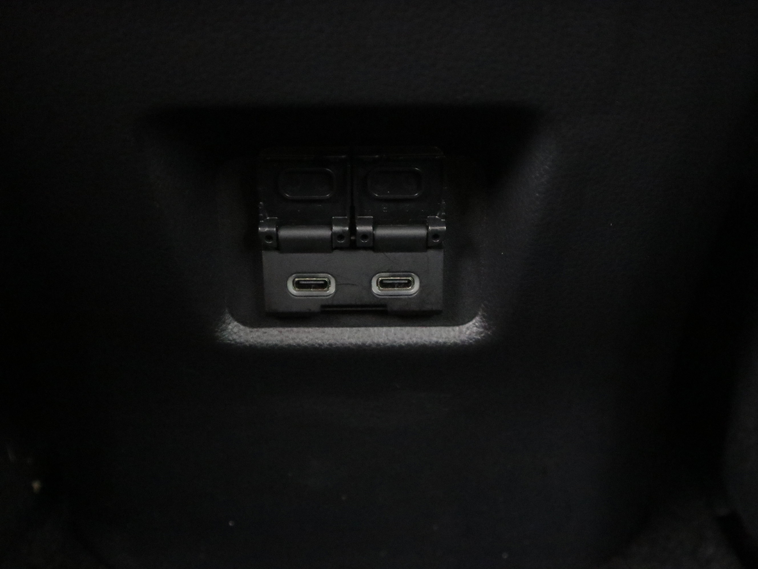 Used 2025 Toyota RAV4 XLE Premium image 18