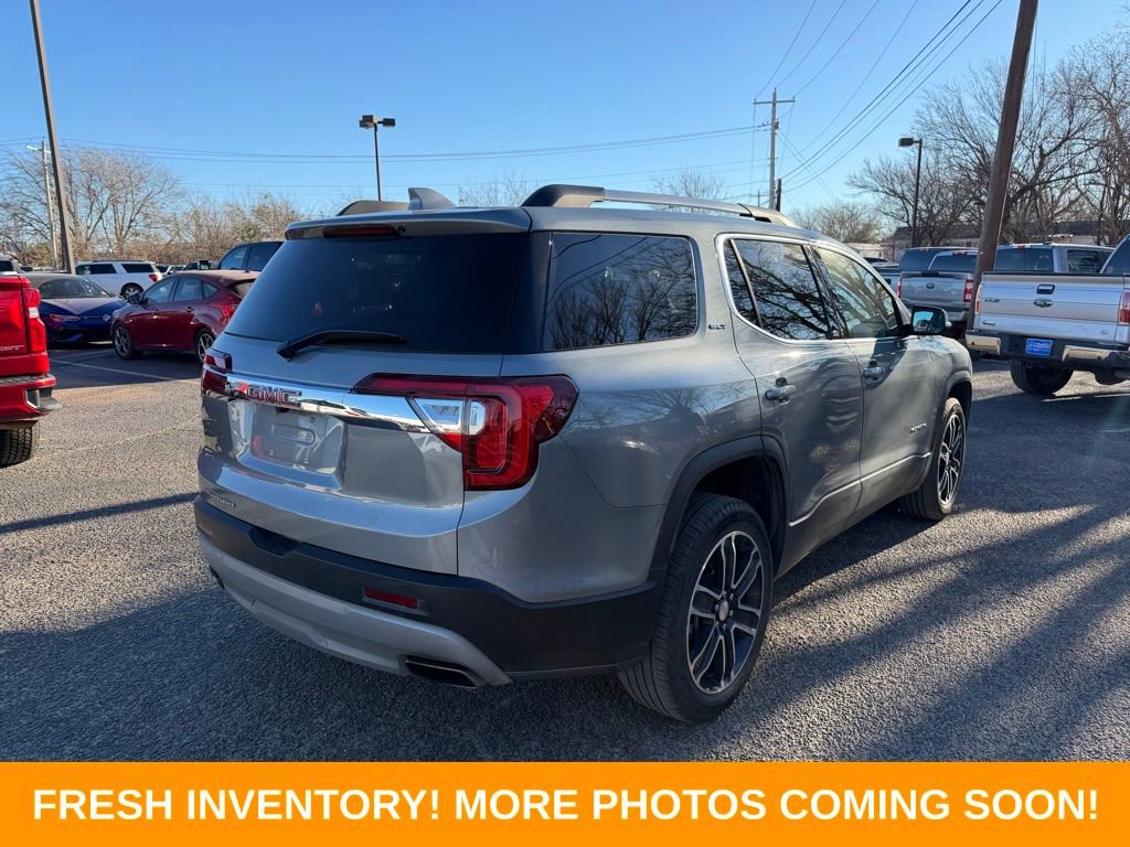 Used 2023 GMC Acadia SLT w/ Preferred Package image 7