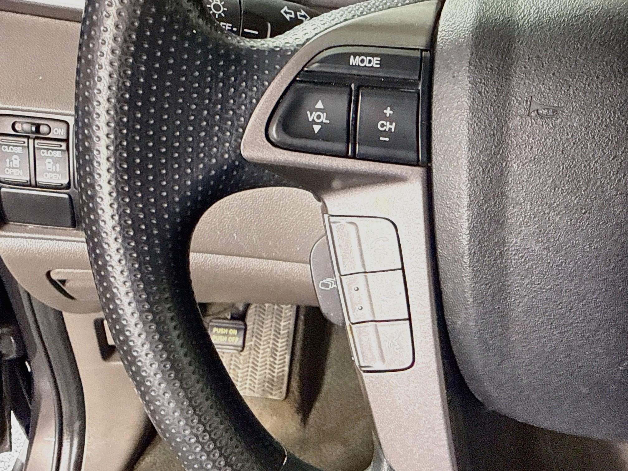 Used 2017 Honda Odyssey EX image 14