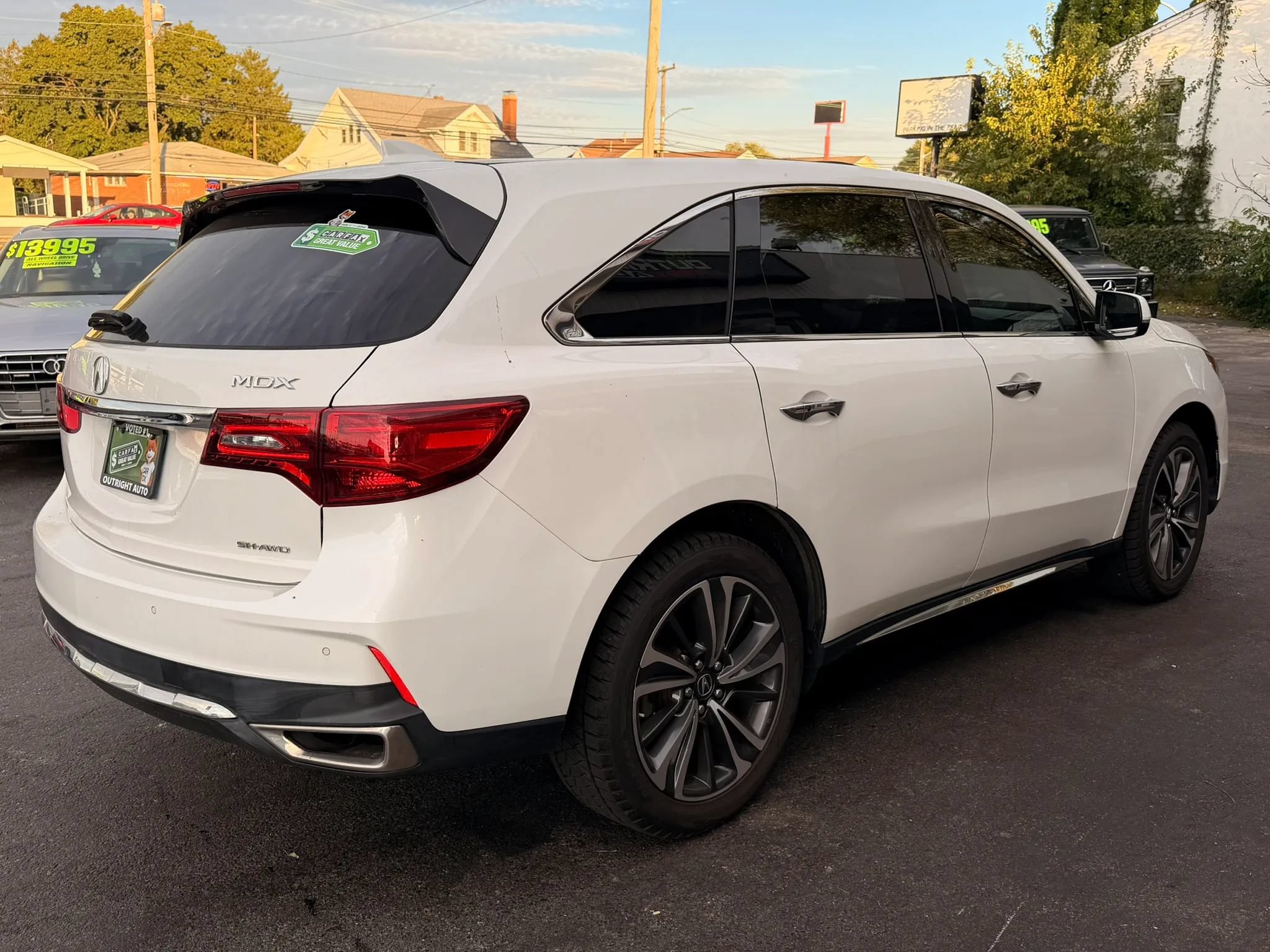 Used 2020 Acura MDX w/ Technology Package AWD/4WD image 4