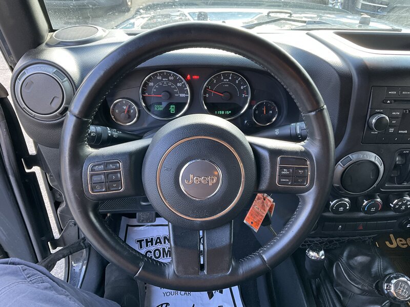 Used 2017 Jeep Wrangler Unlimited Sport w/ Quick Order Package 23S AWD/4WD image 19