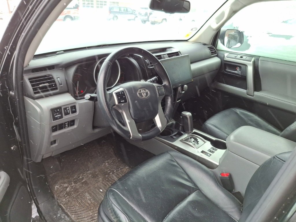 Used 2010 Toyota 4Runner SR5 image 11
