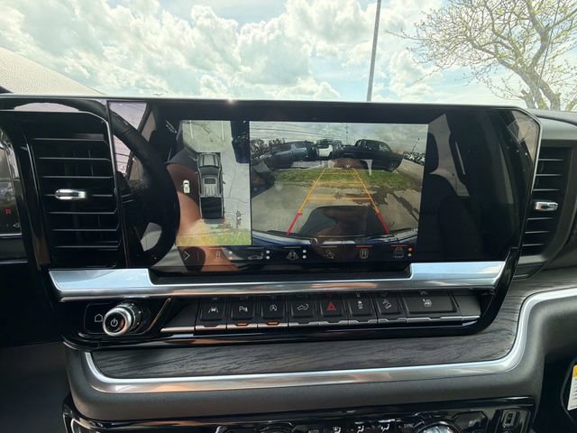 New 2026 GMC Sierra 1500 SLT w/ SLT Premium Package AWD/4WD image 17