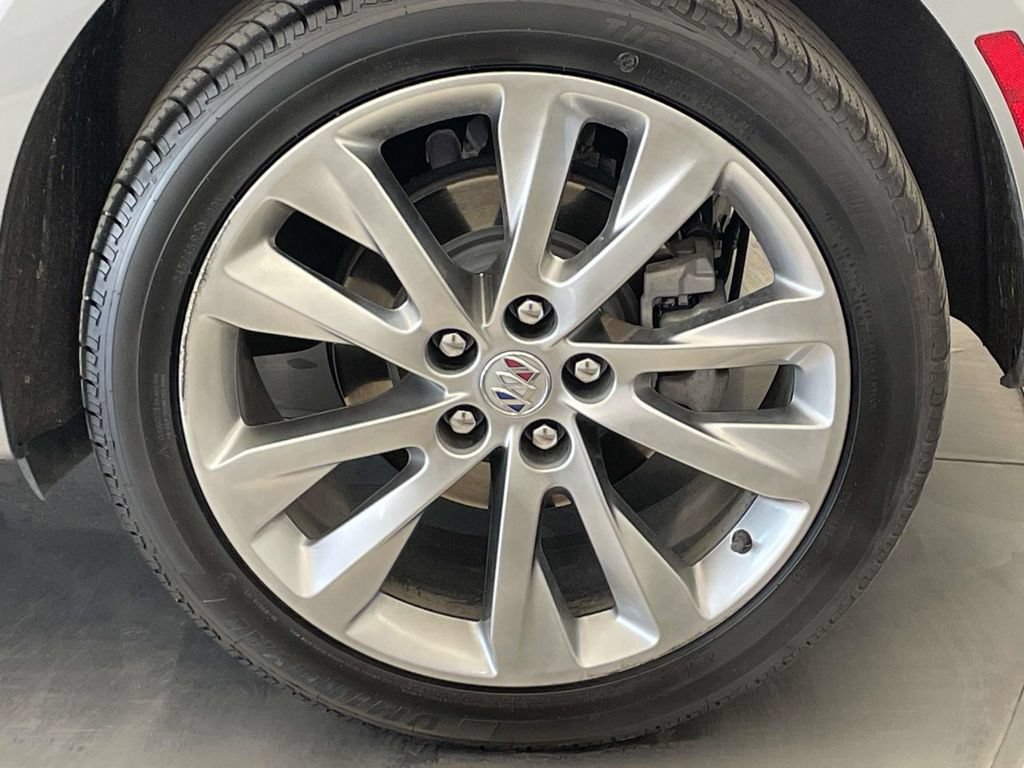 Used 2023 Buick Envision Avenir AWD/4WD image 12