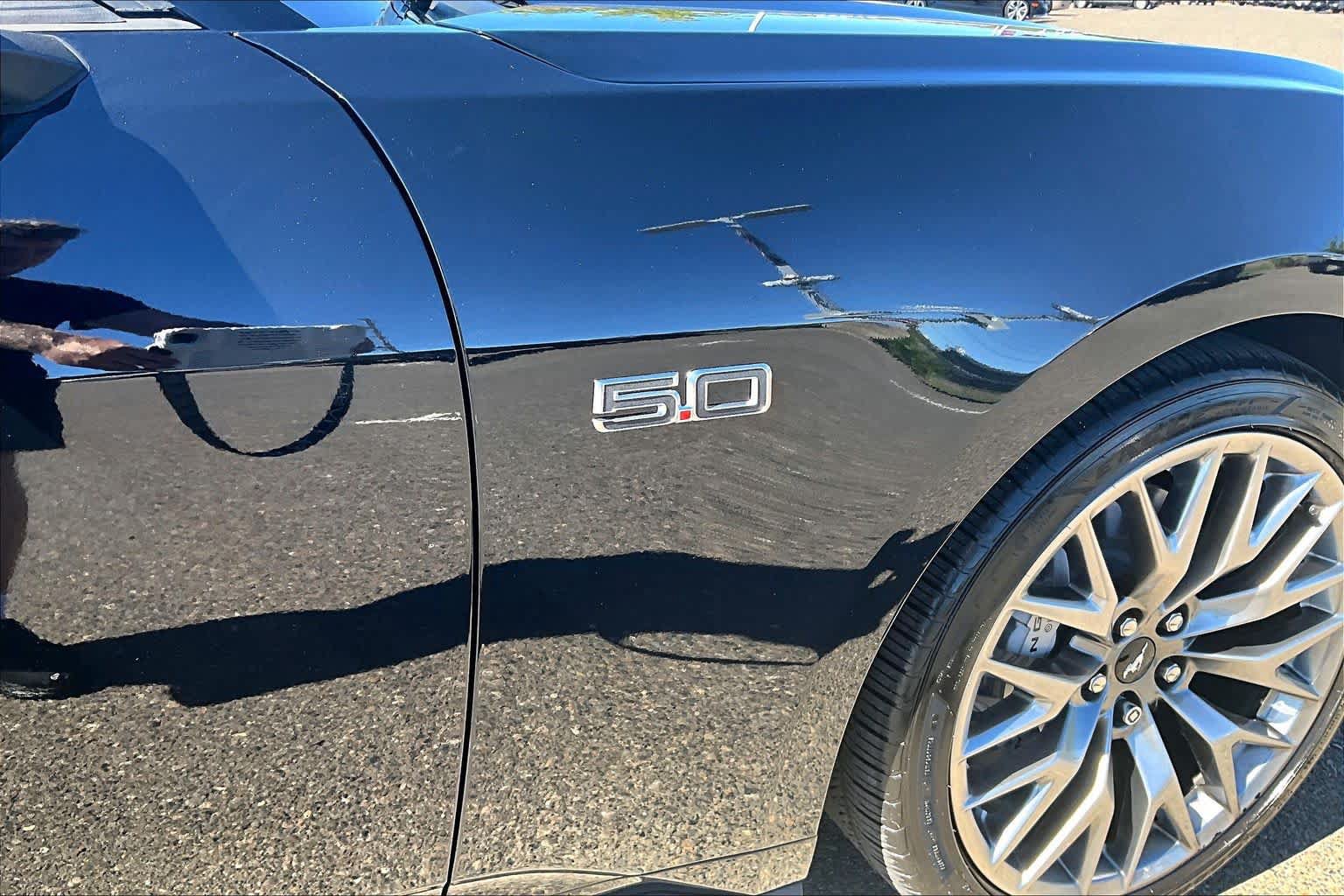 Used 2024 Ford Mustang GT Premium RWD image 9