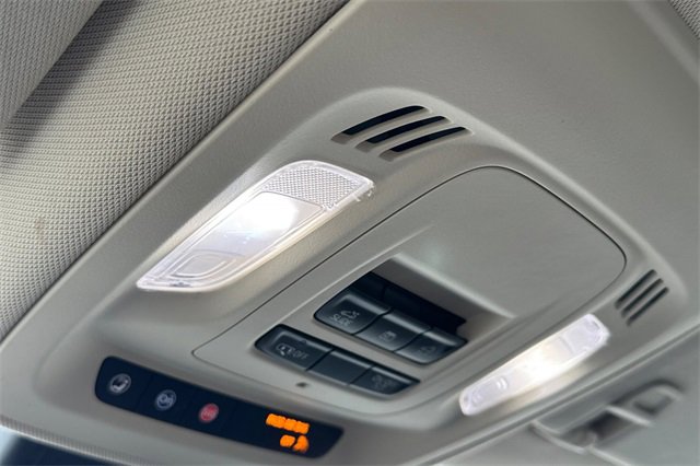 Used 2022 Buick Envision Essence w/ Sport Touring Package image 24