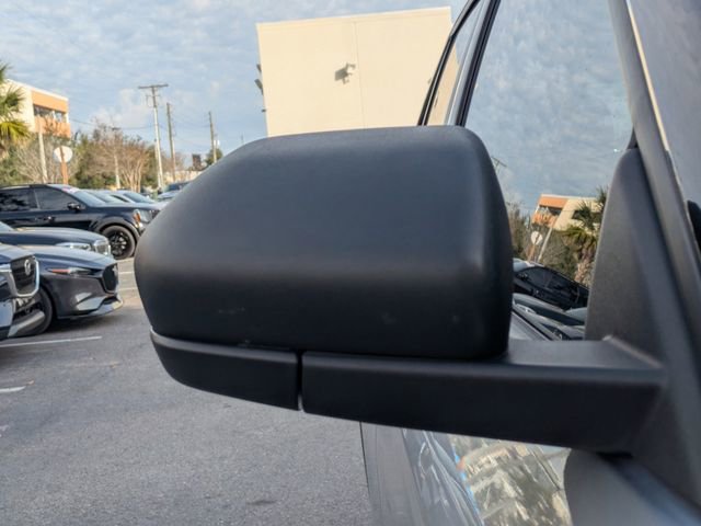 Used 2022 Ford Explorer XLT image 10